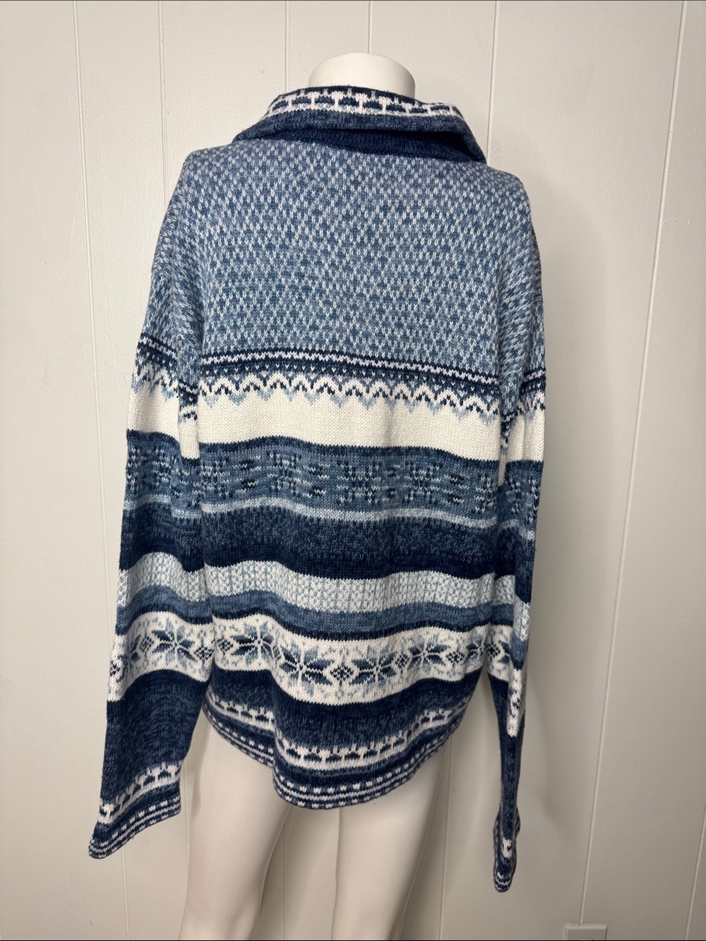 Tiara international winter sweater cardigan XL - Picture 2 of 3